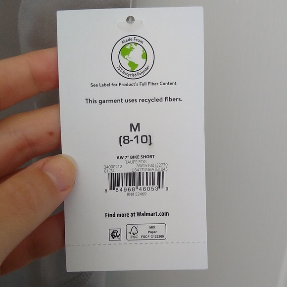 2 pairs of nwt bike shorts with pockets - Picture 4 of 4